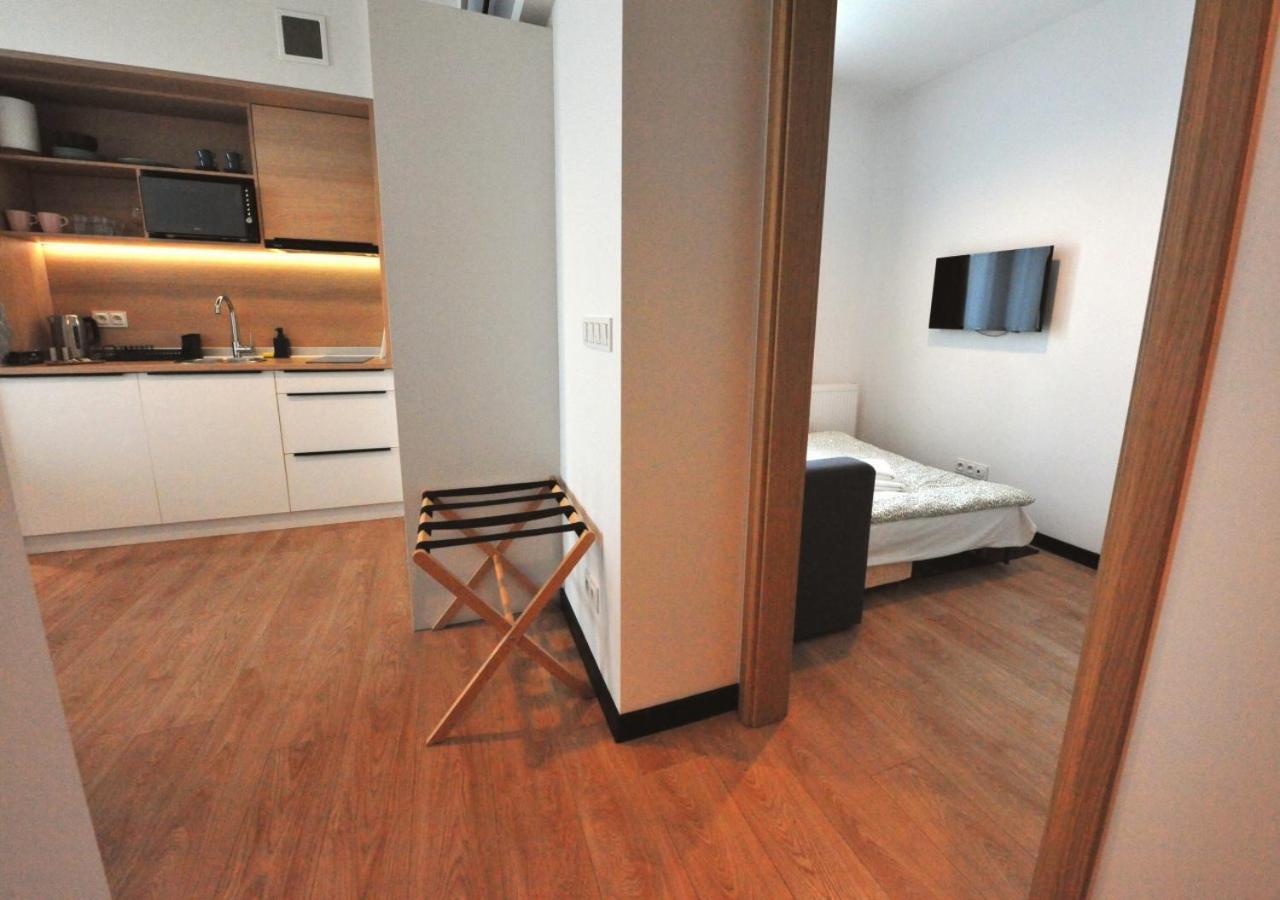 Bk Aparthotel Praga - National Stadium - Comfortable Apartment For 4 People Varsovie Extérieur photo